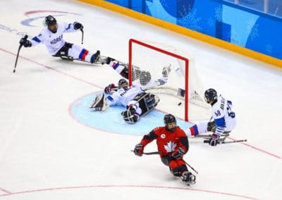 Actionreiche Auszeit mit Ausflug zum Sledge-Hockey