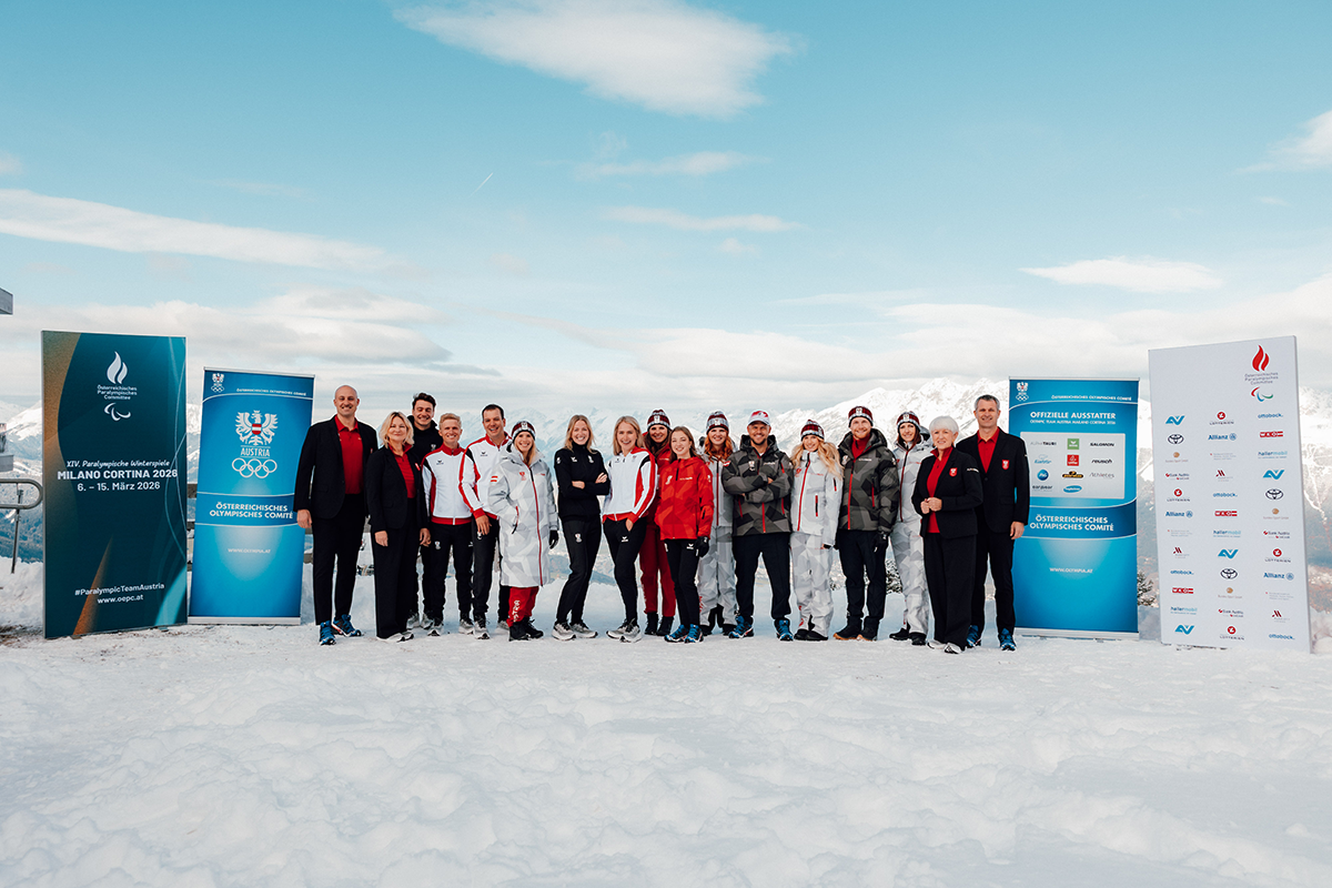 Laufsteg-in-luftigen-Höhen
